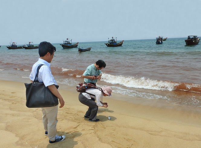 “Không[-]nghĩ[-]là[-]thủy[-]triều[-]đỏ”